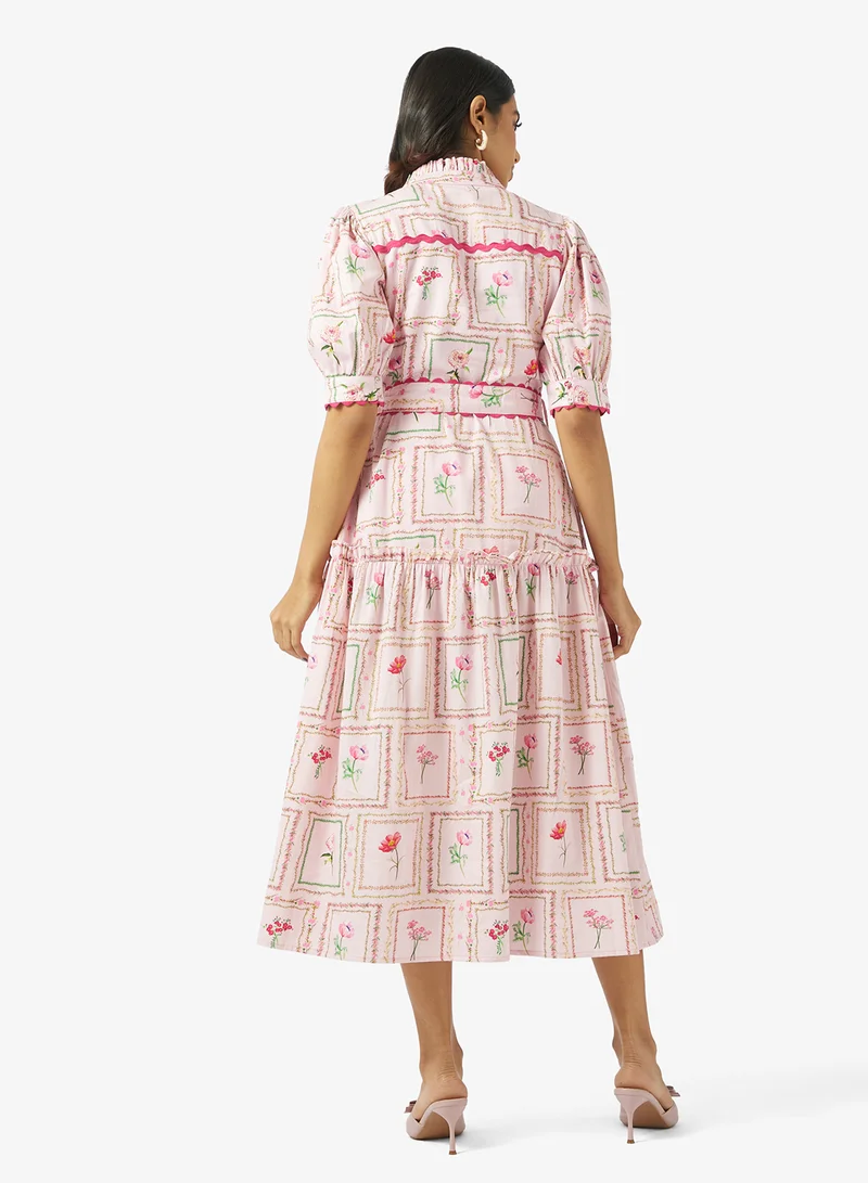 هوب اند ايفي فستان ميدي بأزرار وتنورة متدرجة وحزام خصر